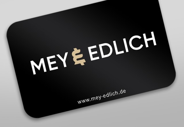Nahaufnahme einer Geschenkkarte von Mey & Edlich