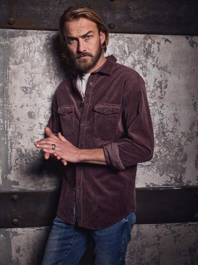 Samtrippen-Cordhemd amaranth