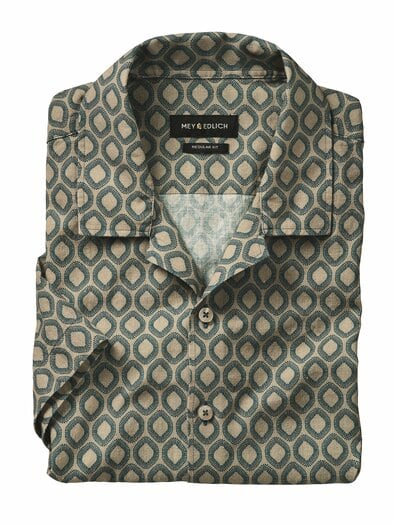 Resort-Rhythmus-Hemd sand