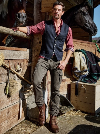 Staubfreies Westernshirt rodeorot