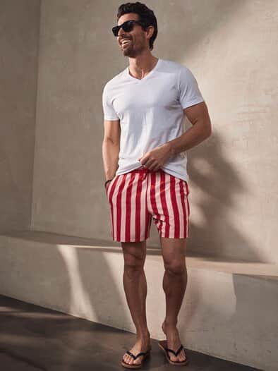 Resort-Badeshorts Streifen erdbeereis