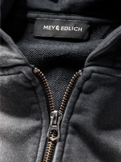 Unerreichbare Sweatjacke straße