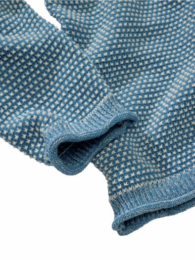 Drei-Jahreszeiten-Pullover himmelblau