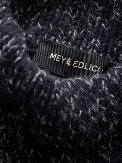 Muss-sein-Pullover nachtazur