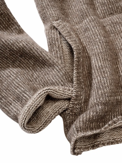 Kompatible Strickjacke nussbraun