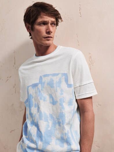 Kunstwerk-Shirt leinwand