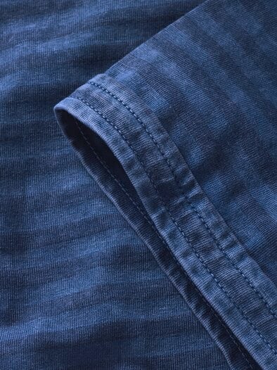 Destroyed-Indigo-Shirt indigo