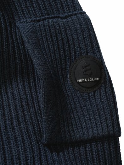 Update-Troyer navy