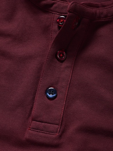 Stehkragen-Polo aubergine