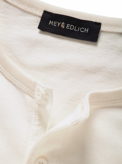 Gewichtiges Henley meerrettichweiß