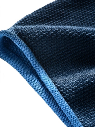 Schmirgel-Pullover spray-blau