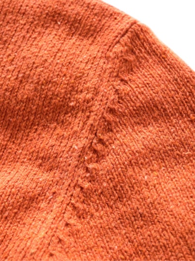 Upcycled Sweater altpapier-orange