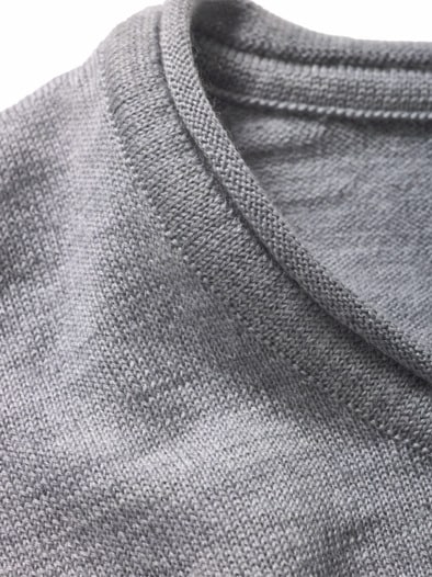 Flüster-Pullover betongrau