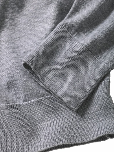 Flüster-Pullover betongrau