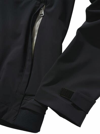 Impuls-Jacke rabenschwarz