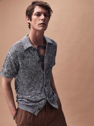 Neu-gedacht-Polo gischt