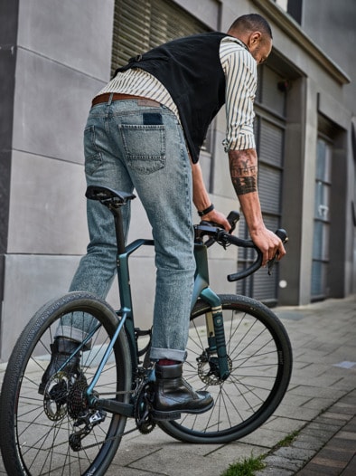 Visionäre Jeans cyan
