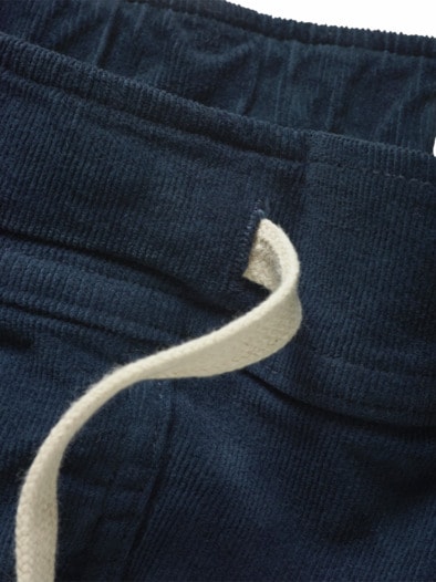 Profil-Shorts tinte