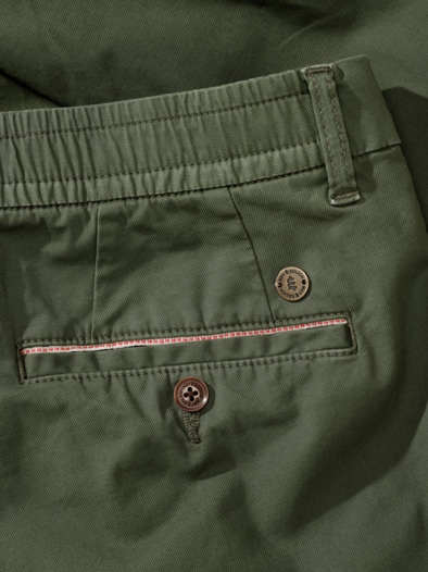 Kavalier-Chino khaki