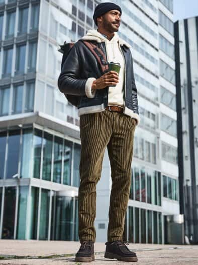 Tuchmacher-Cordchino olivgrün