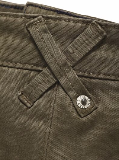 Potenzial-Chino khakigrün