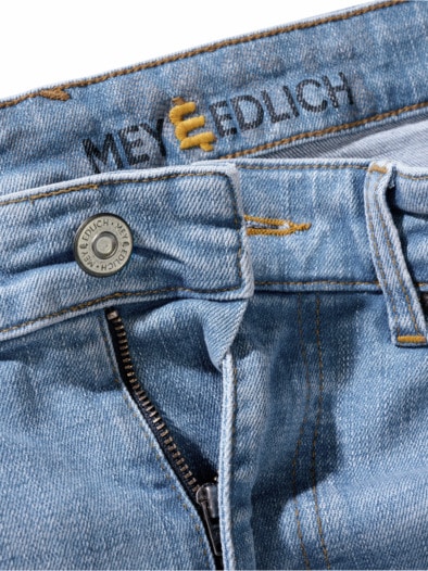 Performance-Jeans light blue