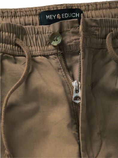Abenteuerland-Shorts packpapier