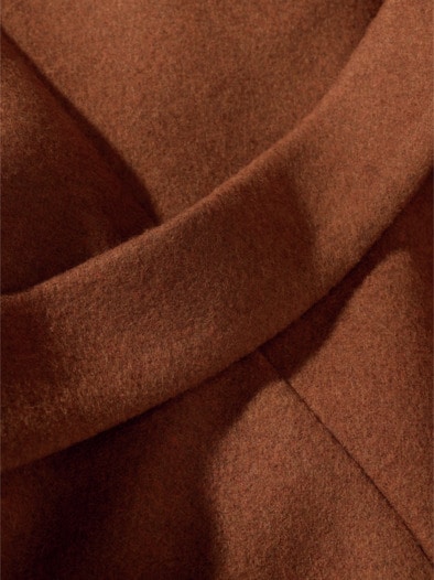 Eindrucksvoller Chesterfield kastanienbraun