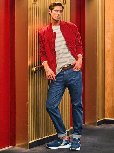 Urbane Fliegerjacke signalrot