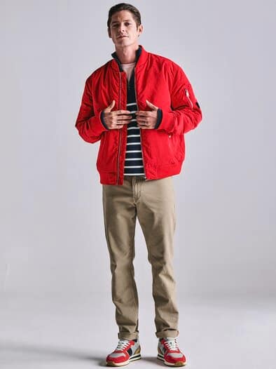 Urbane Fliegerjacke signalrot