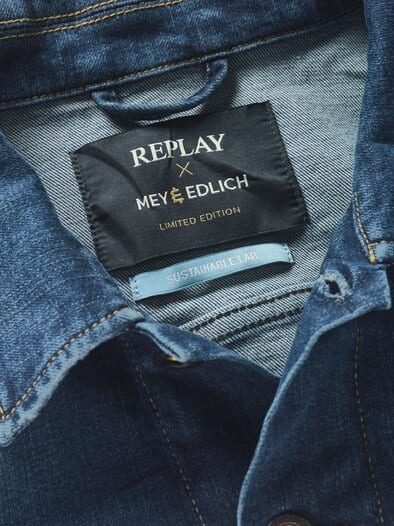 Collab-Denim-Jacket blauquarz