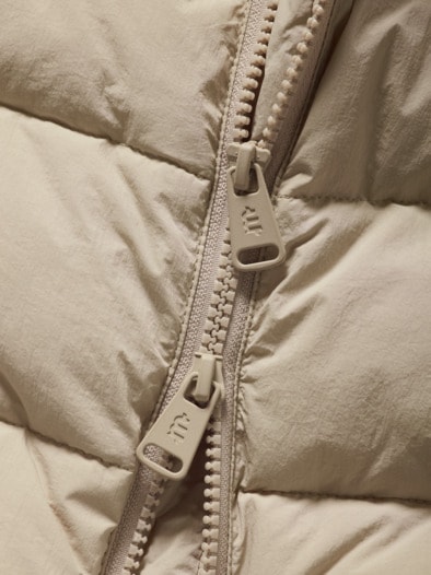 Nichtlineare Steppjacke mandel