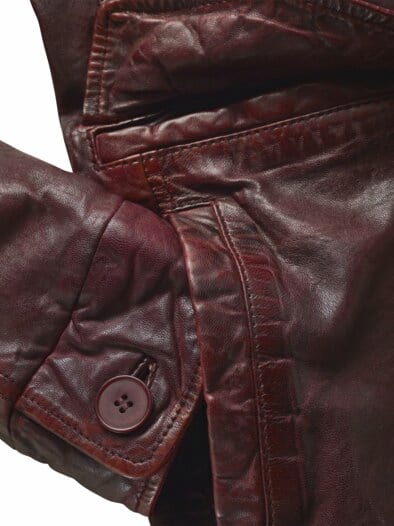 Von-Bord-Ledercaban amarena