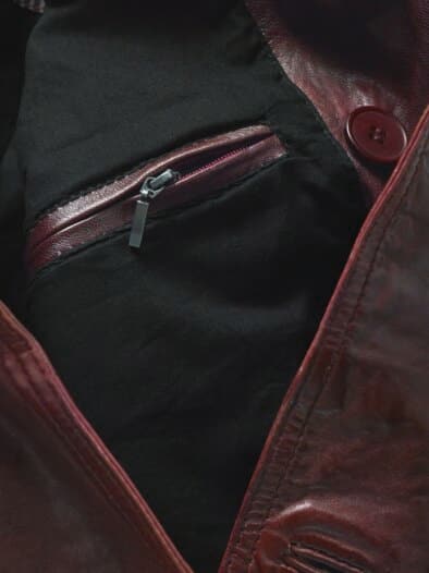 Von-Bord-Ledercaban amarena