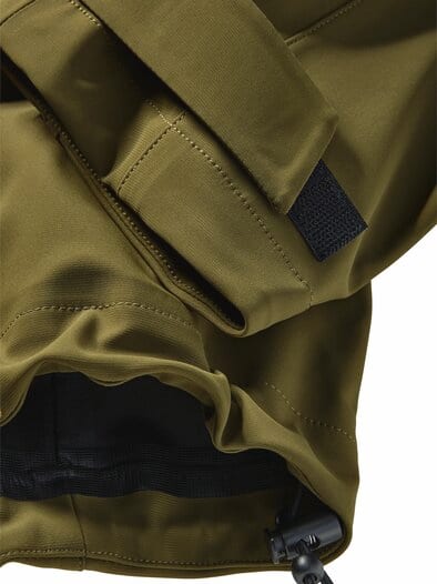 Vier-Wege-Softshelljacke olive