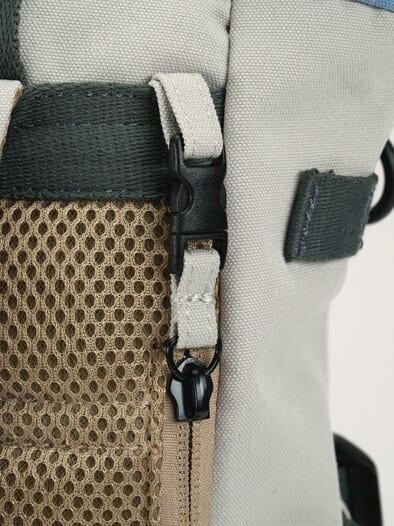 Collab-Rucksack Paratrooper kitt/stahlblau