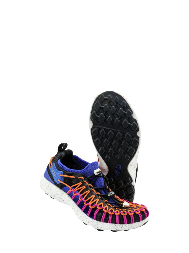 Upcycled UNEEK Sneaker Upcycled UNEEK Sneaker