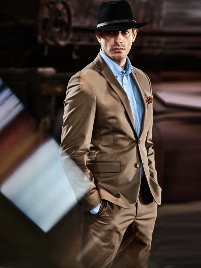 Signature Suit Bronze Signature Suit Bronze