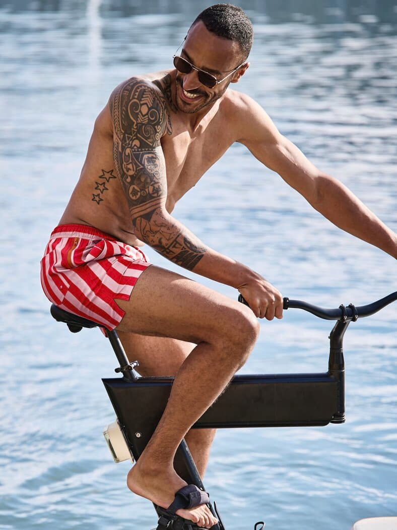 Resort-Badeshorts Streifen aquamarin