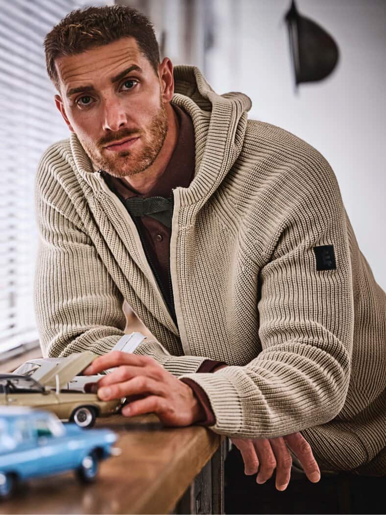 Gestrickte Kapuzenjacke deichschaf