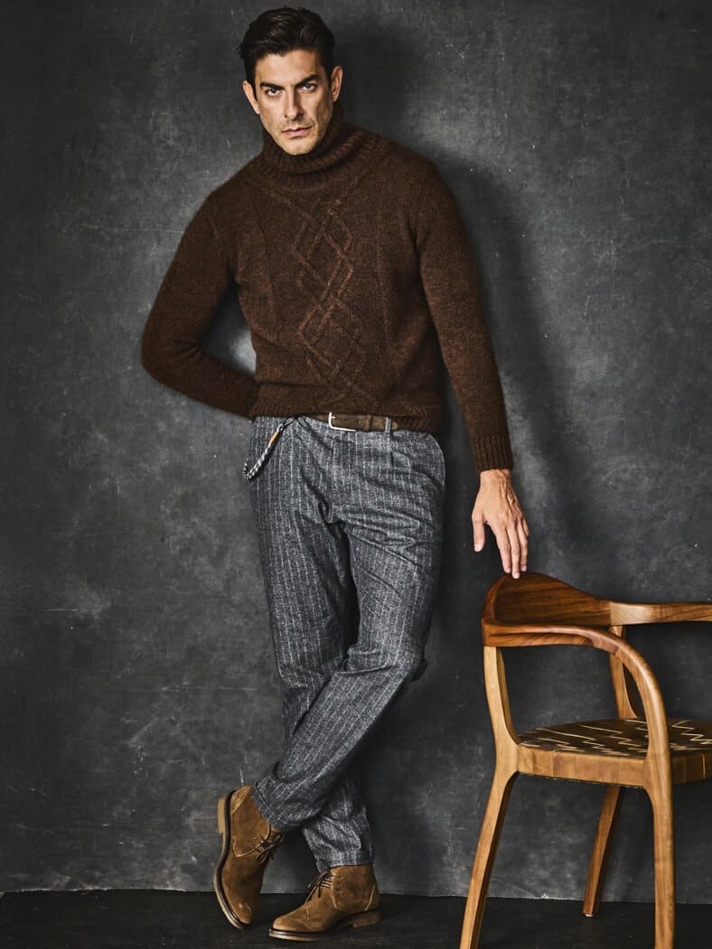 Dritte-Dimension-Pullover kastanienbraun