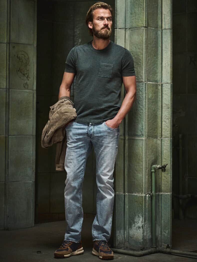 Ultraleichtes Strickshirt graphit