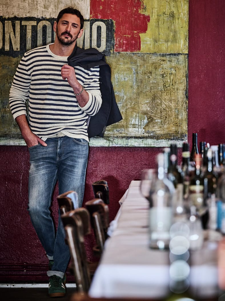 Pasta-Pullover spaghetti/tintenfischtinte