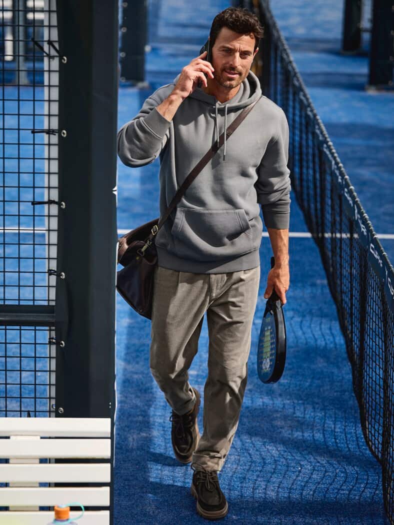 Schattenspiel-Hoodie grafit