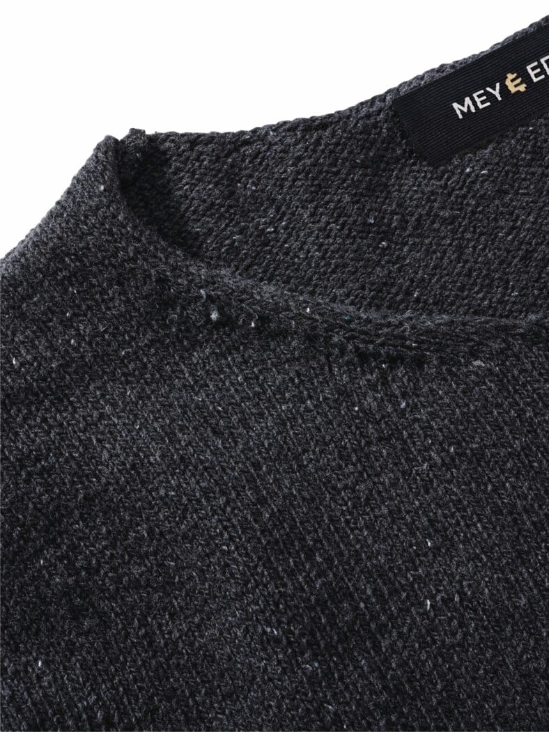 Upcycled Sweater galaxisschwarz