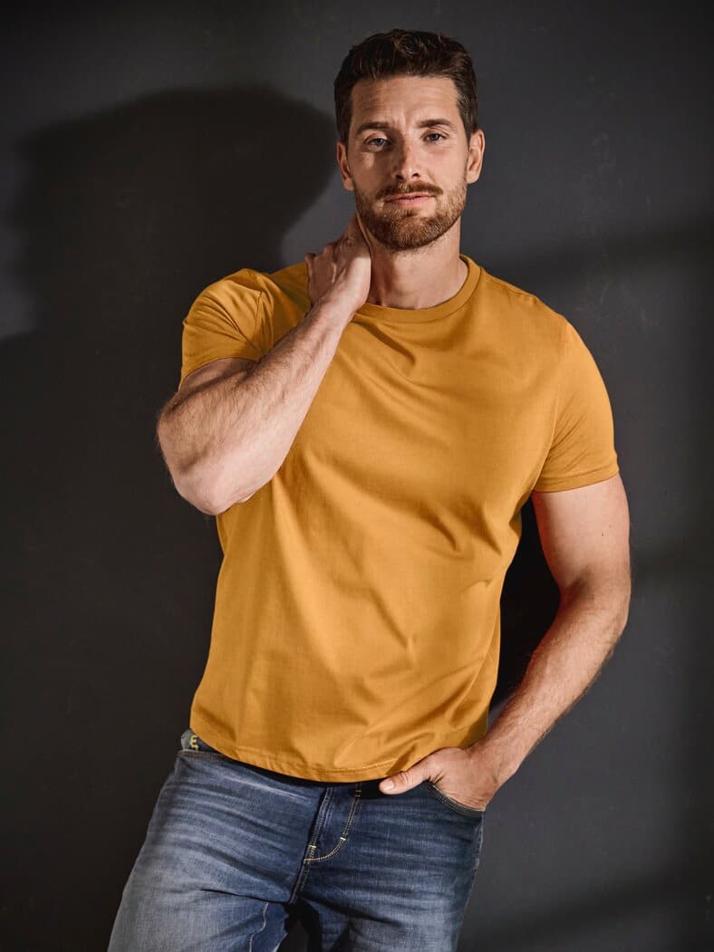 Benchmark-Color-Shirt safran
