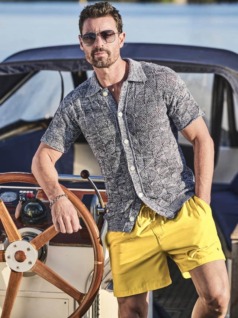 Neu-gedacht-Polo gischt