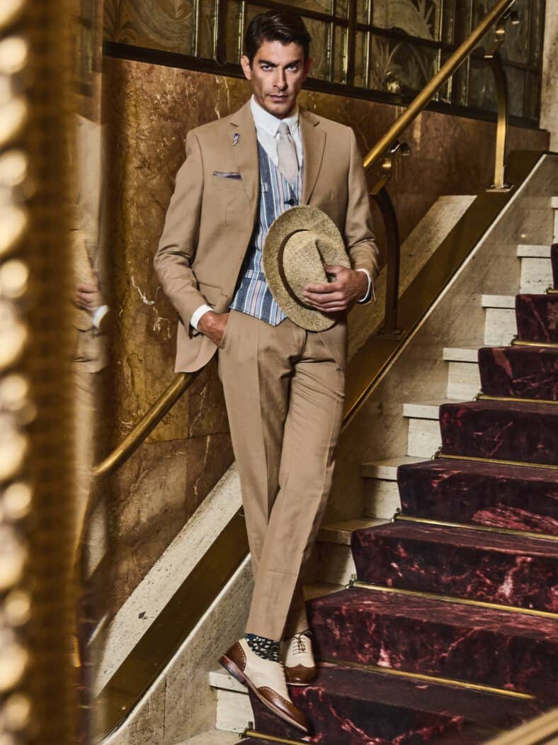 Große Momente-Anzughose weizen