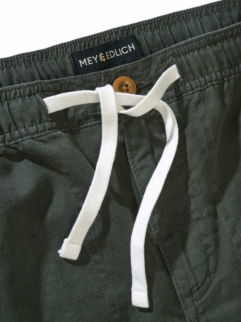 Los-gehts-Shorts nadelwald