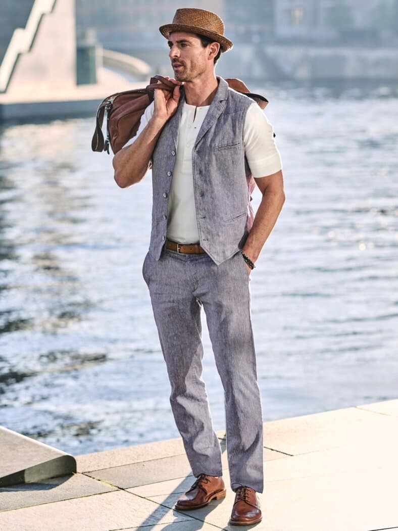 Von-bis-Chino gischtblau